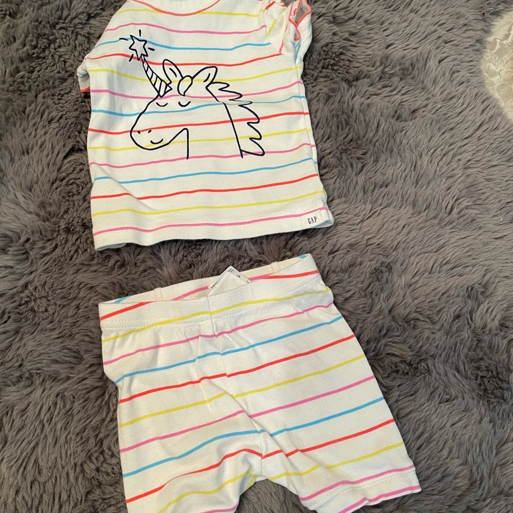 Baby Gap Short Pajamas Size 6-12 Months